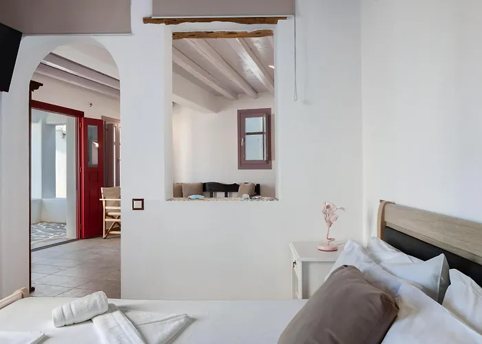 Nicolas House